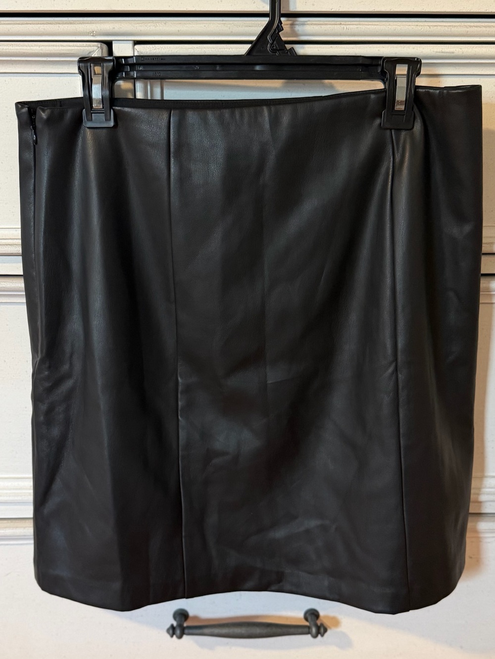 Classic Black Faux Leather Pencil Skirt loft size 10 nwt